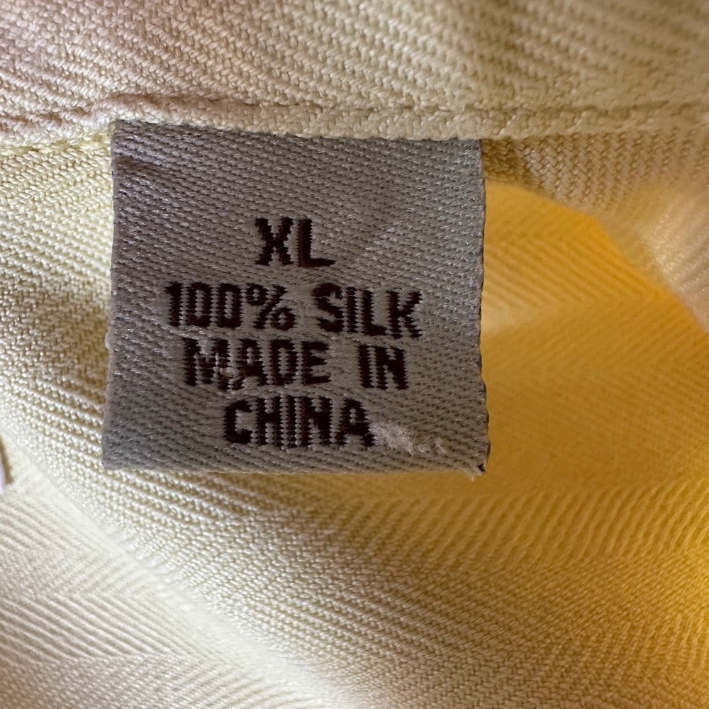 Tommy Bahama Button Down Mens XL Extra Large Yellow 100% Silk Herringbone Camp - Picture 3 of 14